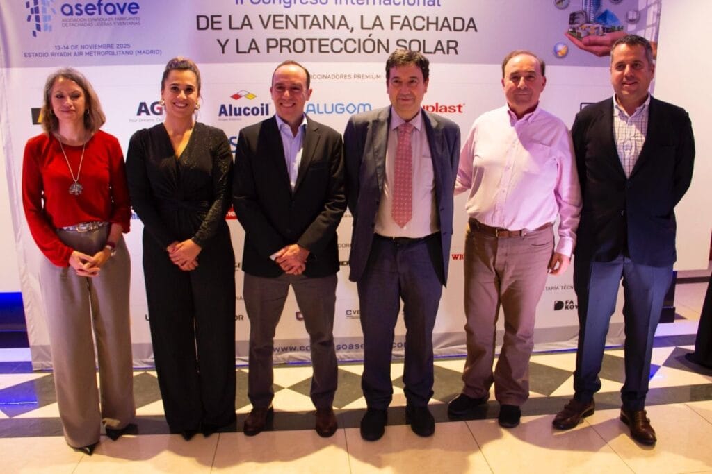 Representantes de distintas asociaciones del sector.